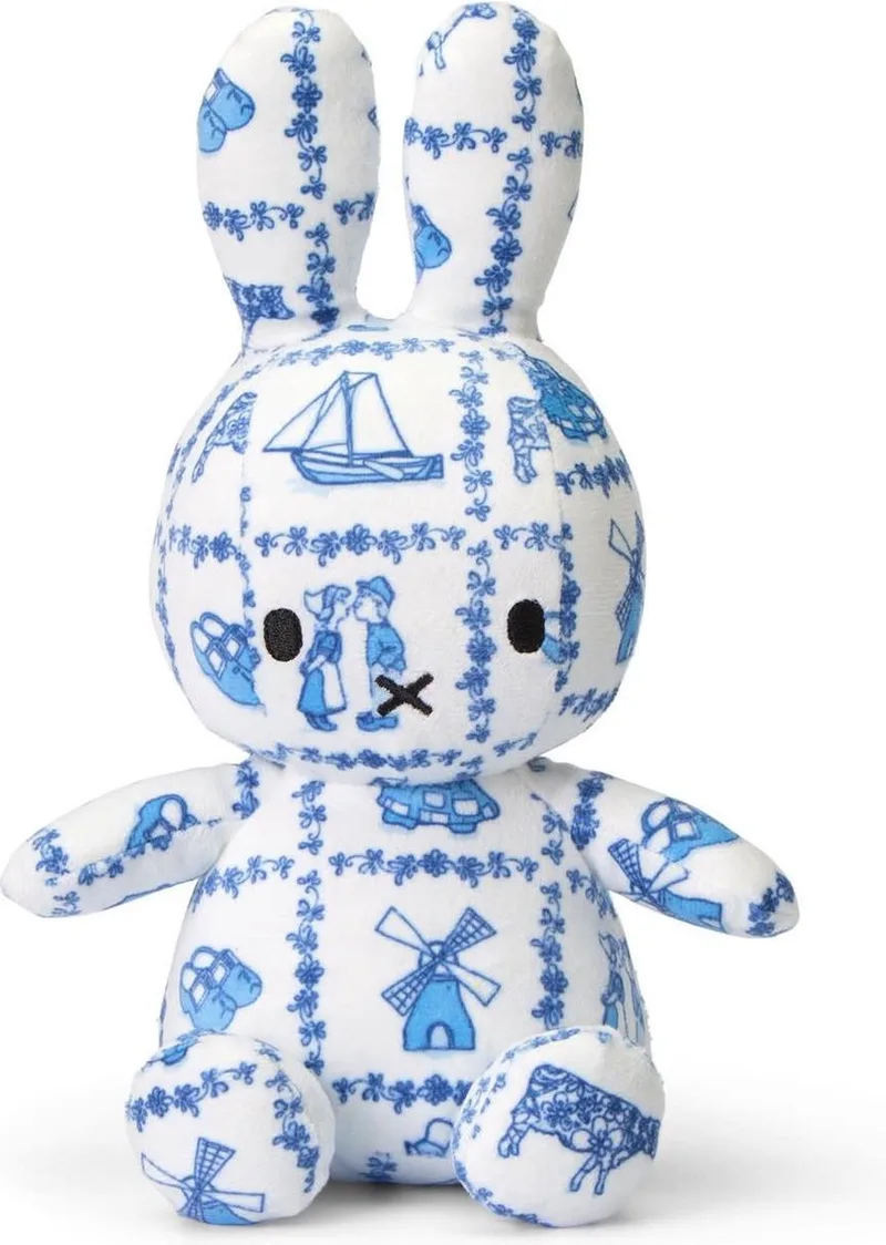 Nijntje - All Over Delfts Blauw - 23 cm - 9" från Bon Ton Toys i All over Delft Blue – produktbild