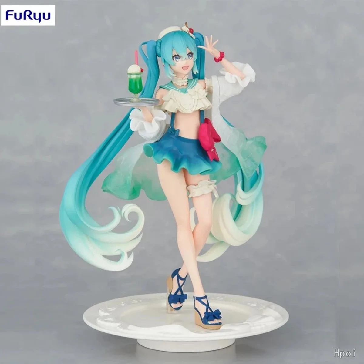 Hatsune Miku PVC Statue Hatsune Miku SweetSweets Series Melon Soda Float 18 cm by FuRyu in Multicolour – product photo