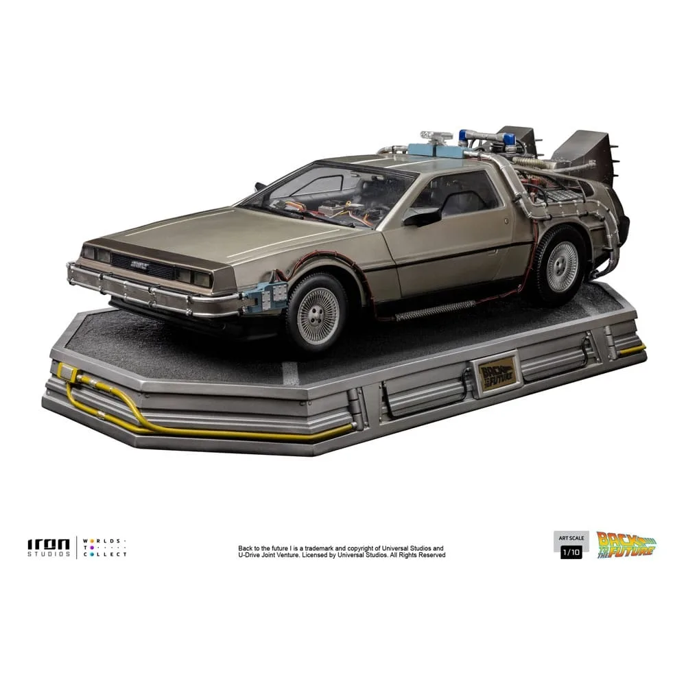 Back to the Future Art Scale Statue DeLorean by Iron Studios – product photo
