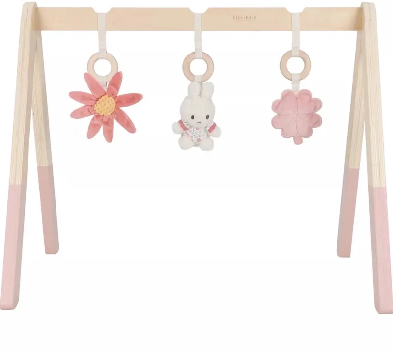 Nijntje Babygym Lucky Blossom– Zachte speelboog met schattige hangspeeltjes: Nijntje, bloem en klavertje – Stimuleert zintuigen en motoriek – Activiteitengym voor baby’s vanaf geboorte – Speelplezier voor thuis & onderweg fra Little Dutch i Lyserød – produktbillede