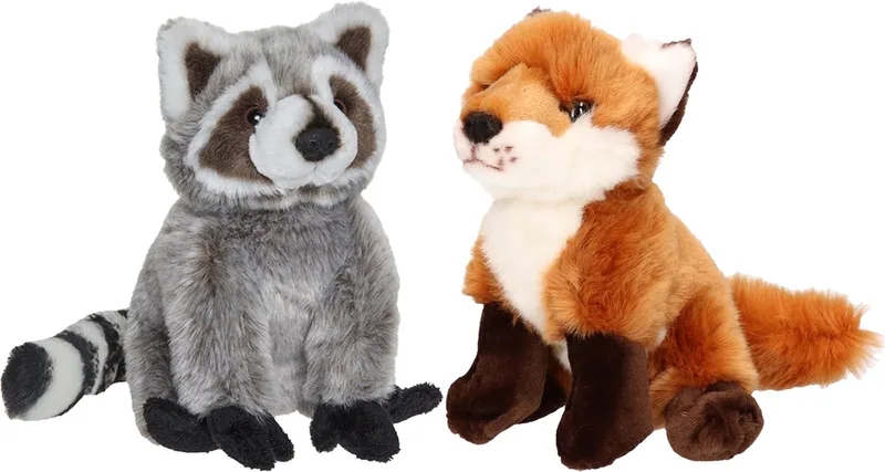 Pluche bos knuffels - set 2x - Wasbeer en Vos - 18 cm van Nature Planet in Meerkleurig – productfoto