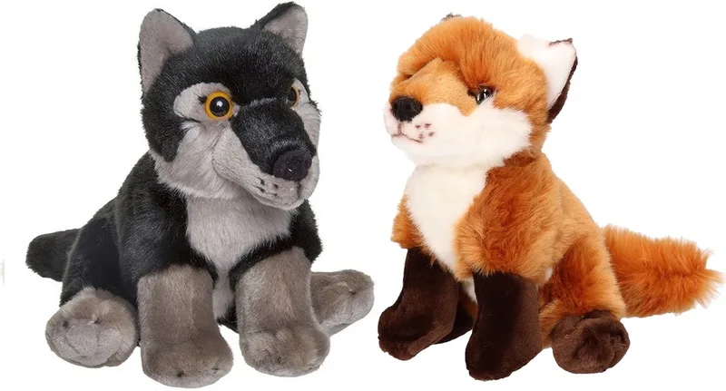 Pluche bos knuffels - set 2x - Wolf en Vos - 18 cm van Nature Planet in Meerkleurig – productfoto