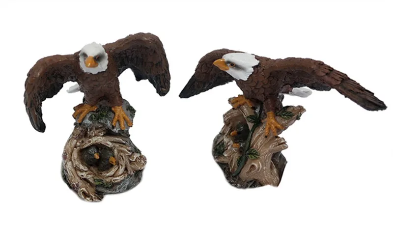Set van 2 Adelaar Speelfiguren - 2 ass. - 7.5 cm van Pia Soft Toys in Bruin – productfoto