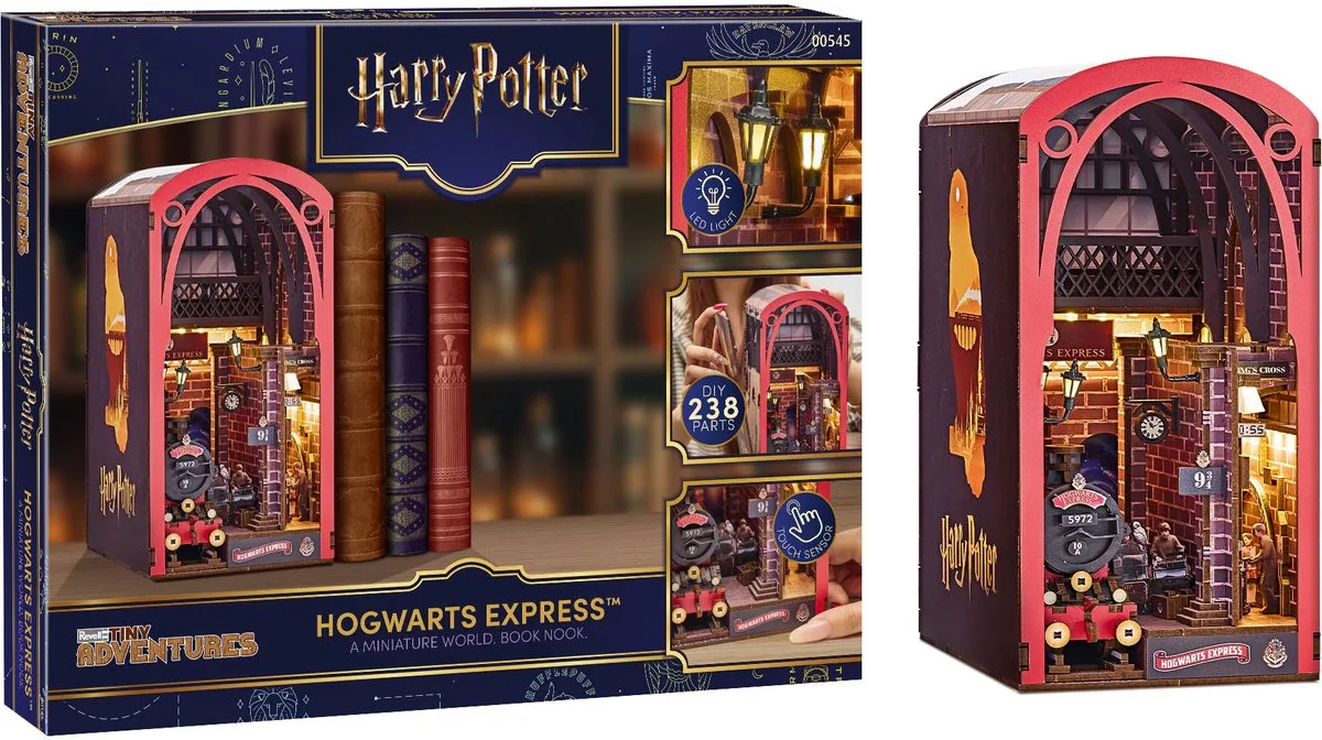 Modelbouwpakket - 00545 Tiny Adventures - Harry Potter - Hogwarts Express - Boekhoekje met LED Verlichting - 18x11x23cm Houten van Revell in Meerkleurig – productfoto
