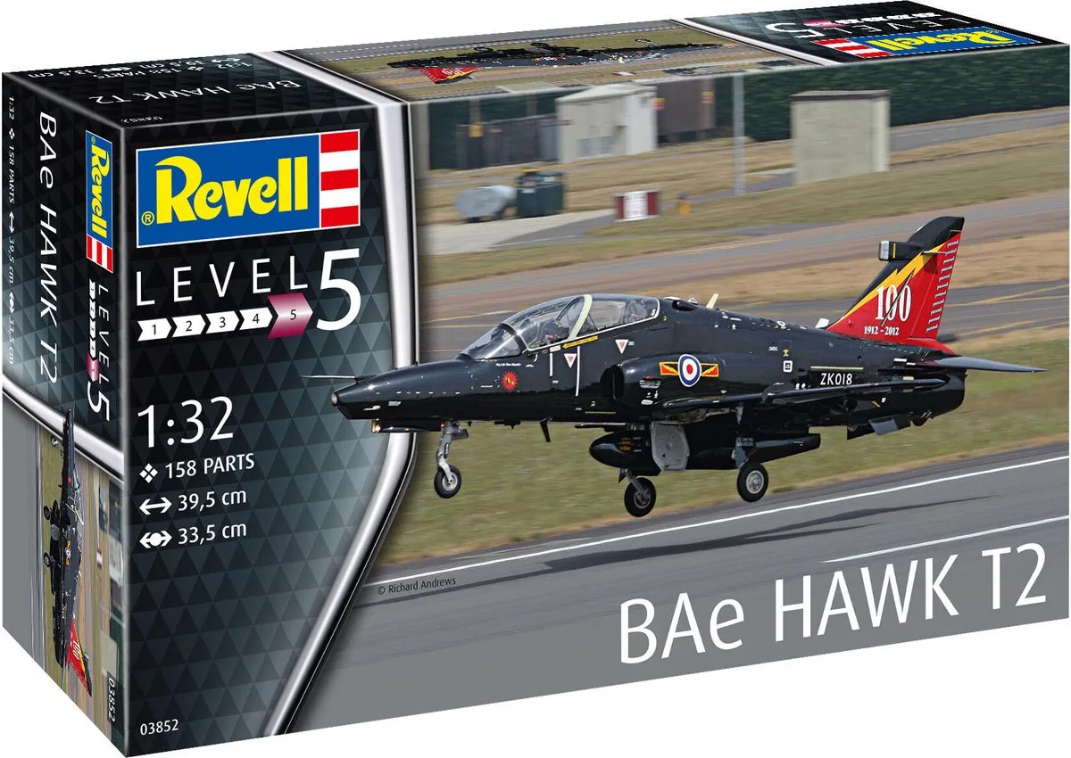 Modelbouwpakket Militaire voertuigen - 03852 BAe Hawk T2 Plastic - 1:32 - Modelbouw van Revell in Meerkleurig – productfoto