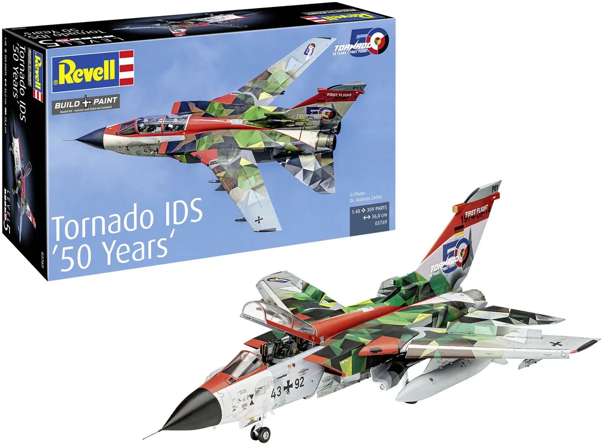 Modelbouwpakket Vliegtuigen - 03769 Panavia Tornado - 50 Jaar! - Straaljager Plastic - 1:48 - Modelbouw van Revell in Meerkleurig – productfoto