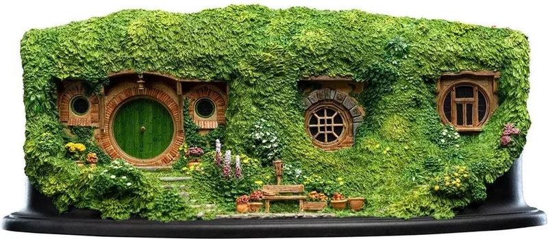 The Lord of the Rings - Statue Bag End on the Hill 19 cm Beeld/figuur van Weta Workshop in Multicolours – productfoto