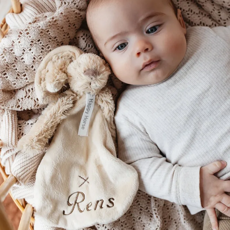 Konijn Richie Knuffeldoekje - Baby cadeau van Happy Horse in Beige – productfoto 4 van 4