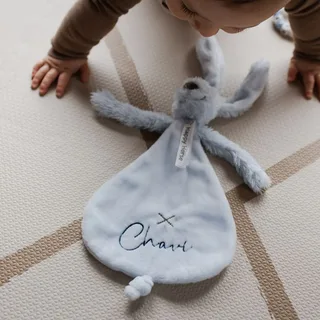 Konijn Richie Knuffeldoekje - Baby cadeau van Happy Horse in Blauw – productfoto 2 van 4
