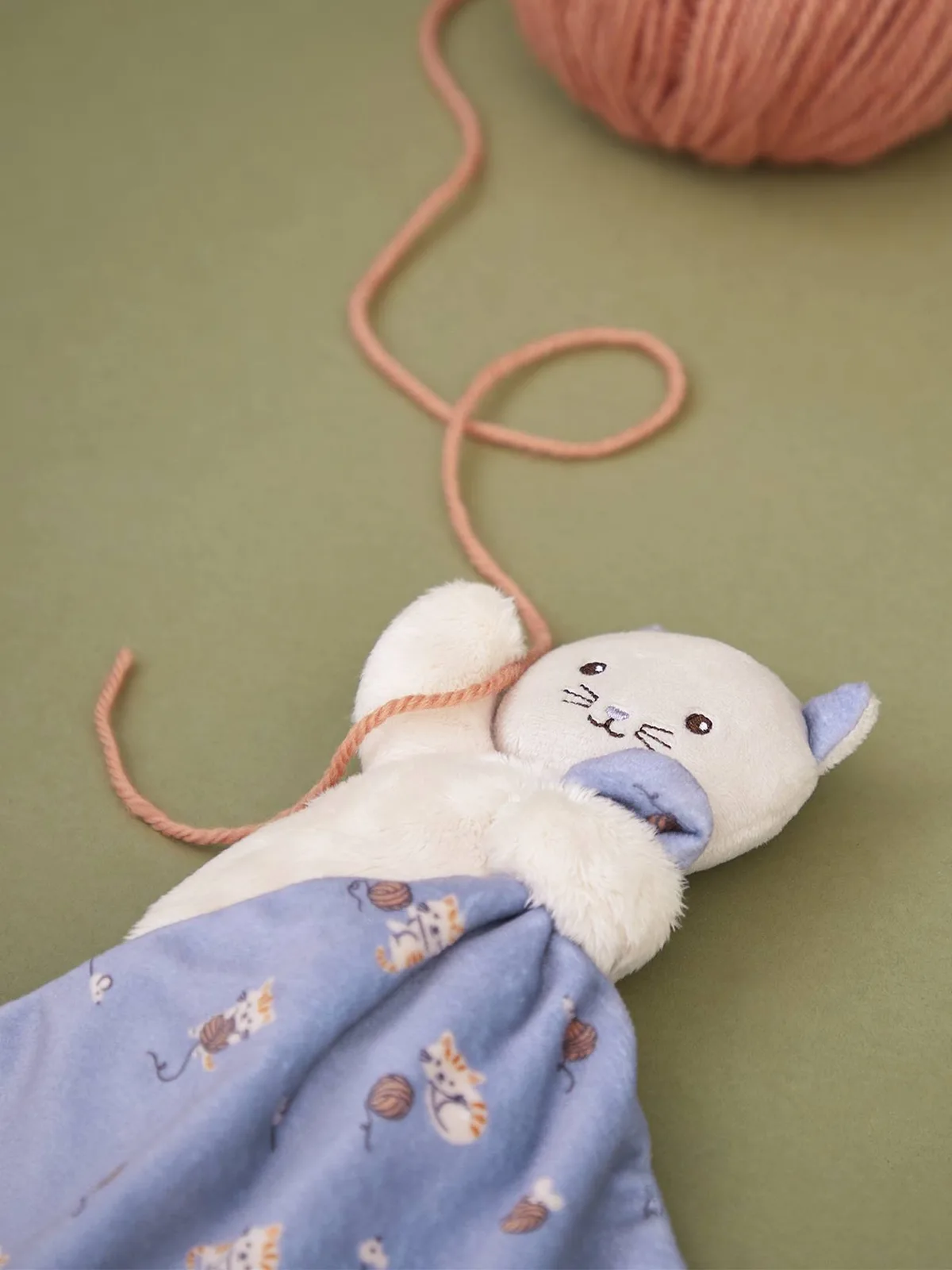 Knuffelkonijn från Kaloo – produktbild