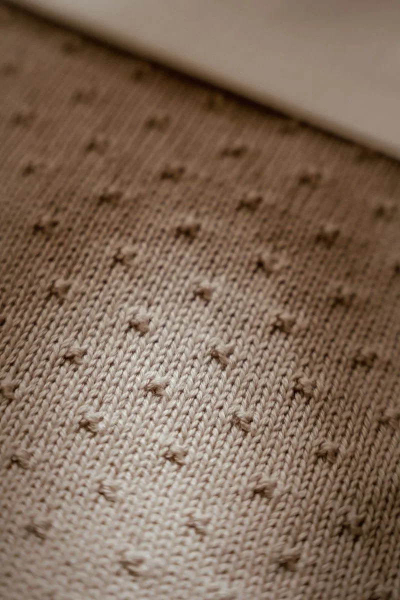 Gebreid wiegdeken - Fleece - Essentials van Little Dutch in Beige – productfoto 4 van 4