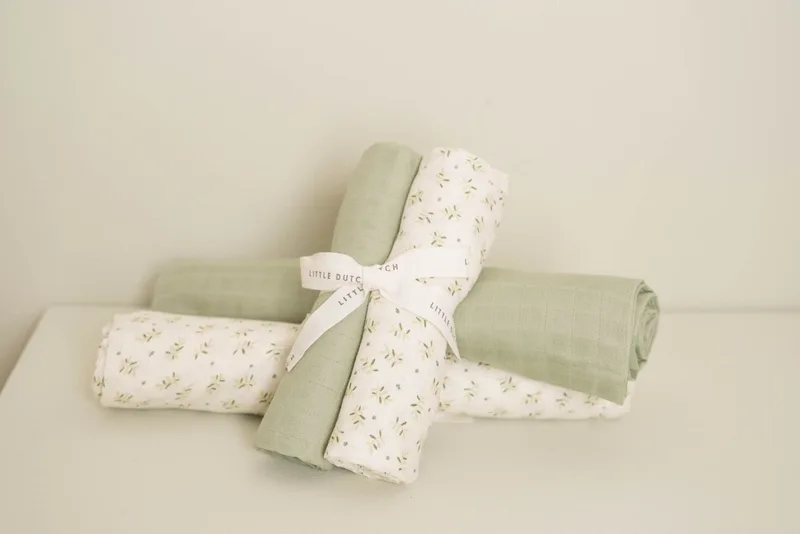 Swaddle Doek Little Dutch Blueberry Leaves & Sage 70x70 2st van Little Dutch – productfoto 2 van 2