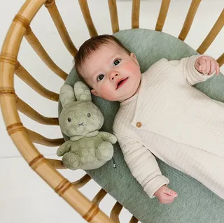Nijntje Knuffel - 20cm von Tiamo in Grün – Produktfoto 3 von 4