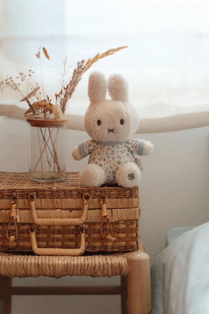 Nijntje x Little Dutch - Knuffel - 20 cm - Lucky Leaves van Tiamo in Blauw – productfoto 4 van 4