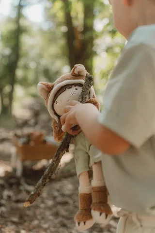 Knuffelpop Forest Friend Sam by Little Dutch in Brown – product photo 2 of 4